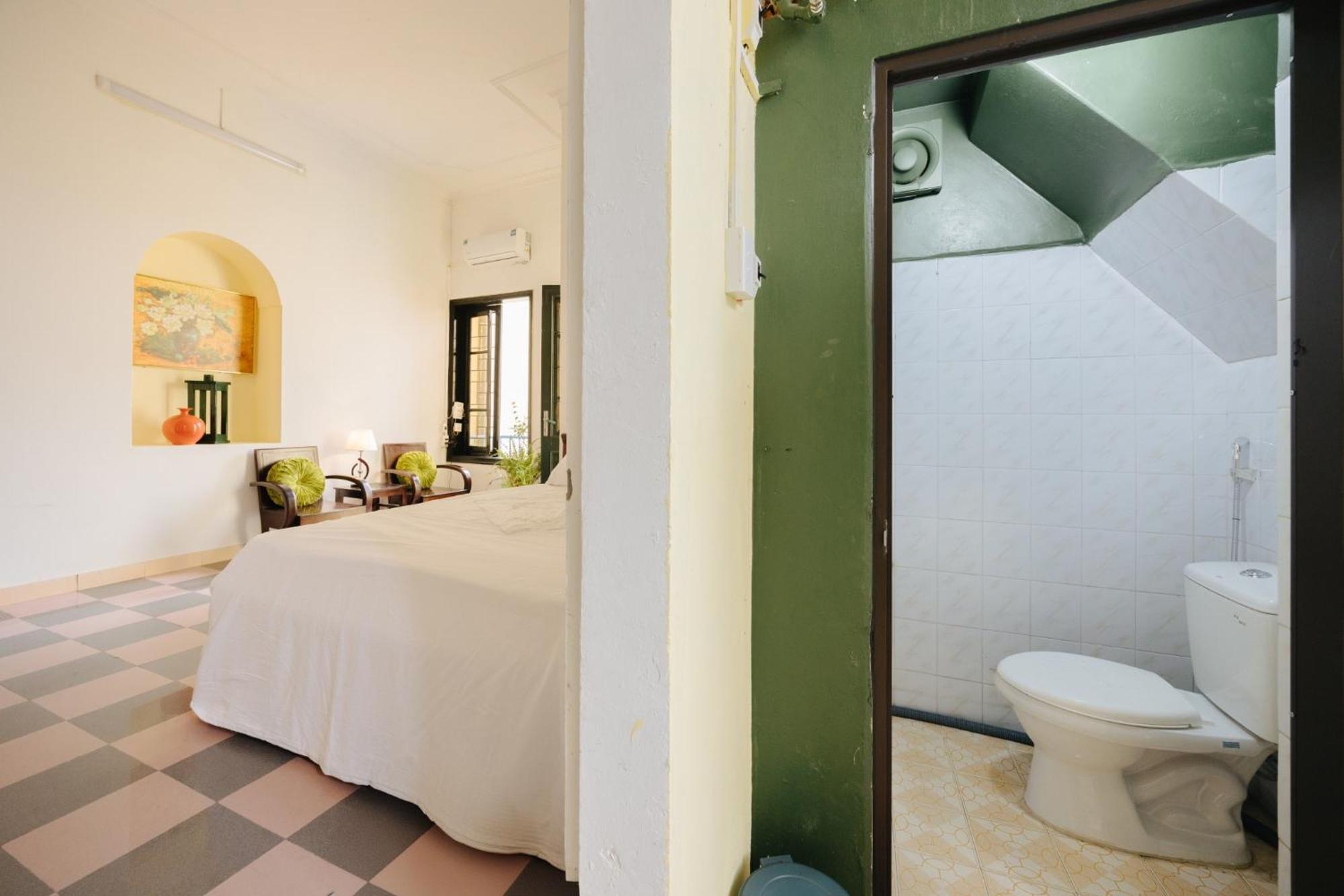Homestay And Eggcoffee Central Hanoi Old Quarter Экстерьер фото